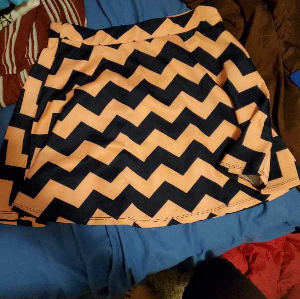 Not quite mi I skirt not long either